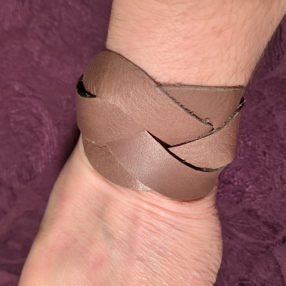 Handmade Genuine Leather Love Knot Bracelet #09 Coffee Gunmetal